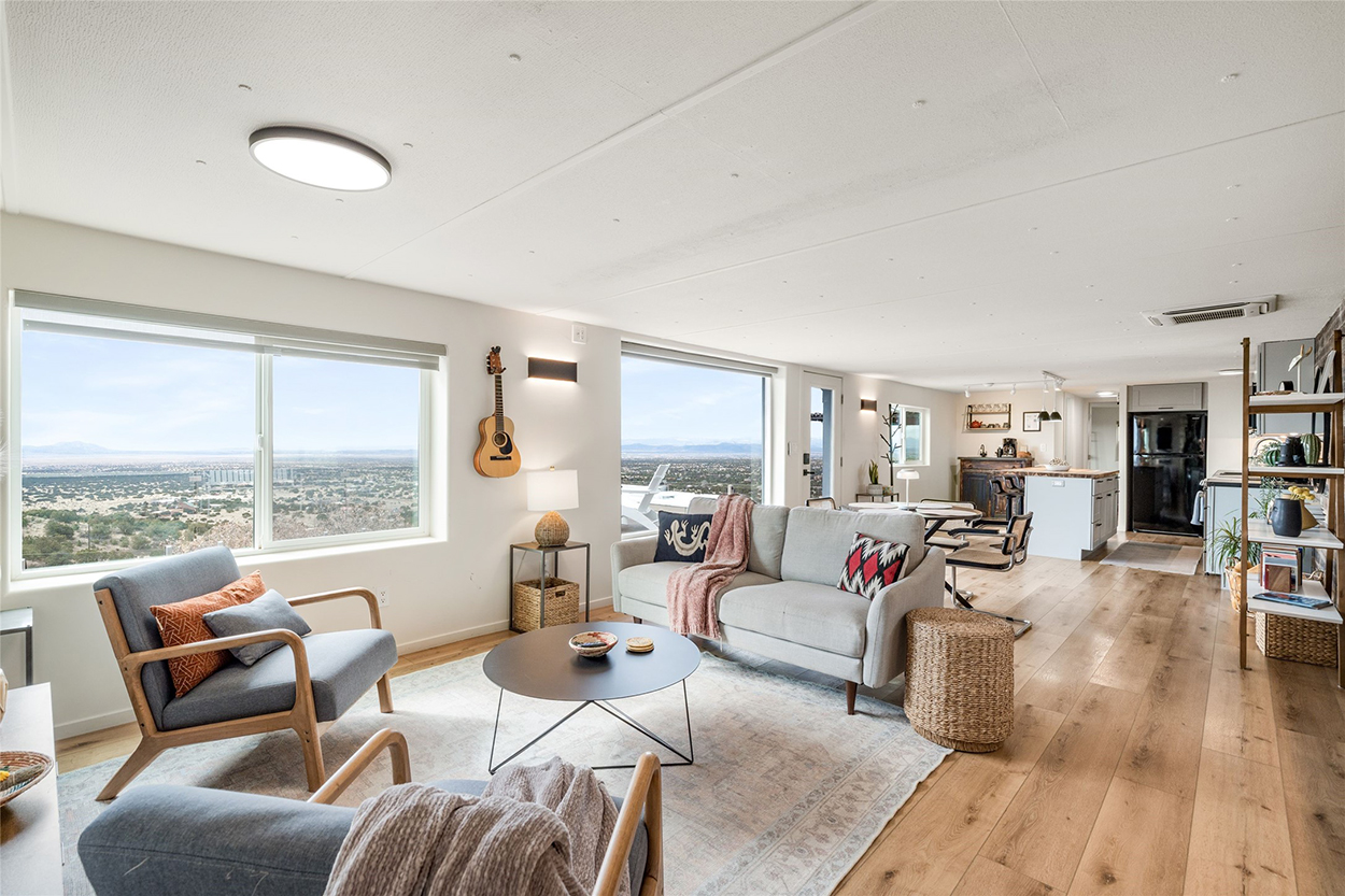 Santa Fe home interior