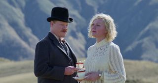 Kirsten Dunst and Jesse Plemons in The Power of the Dog