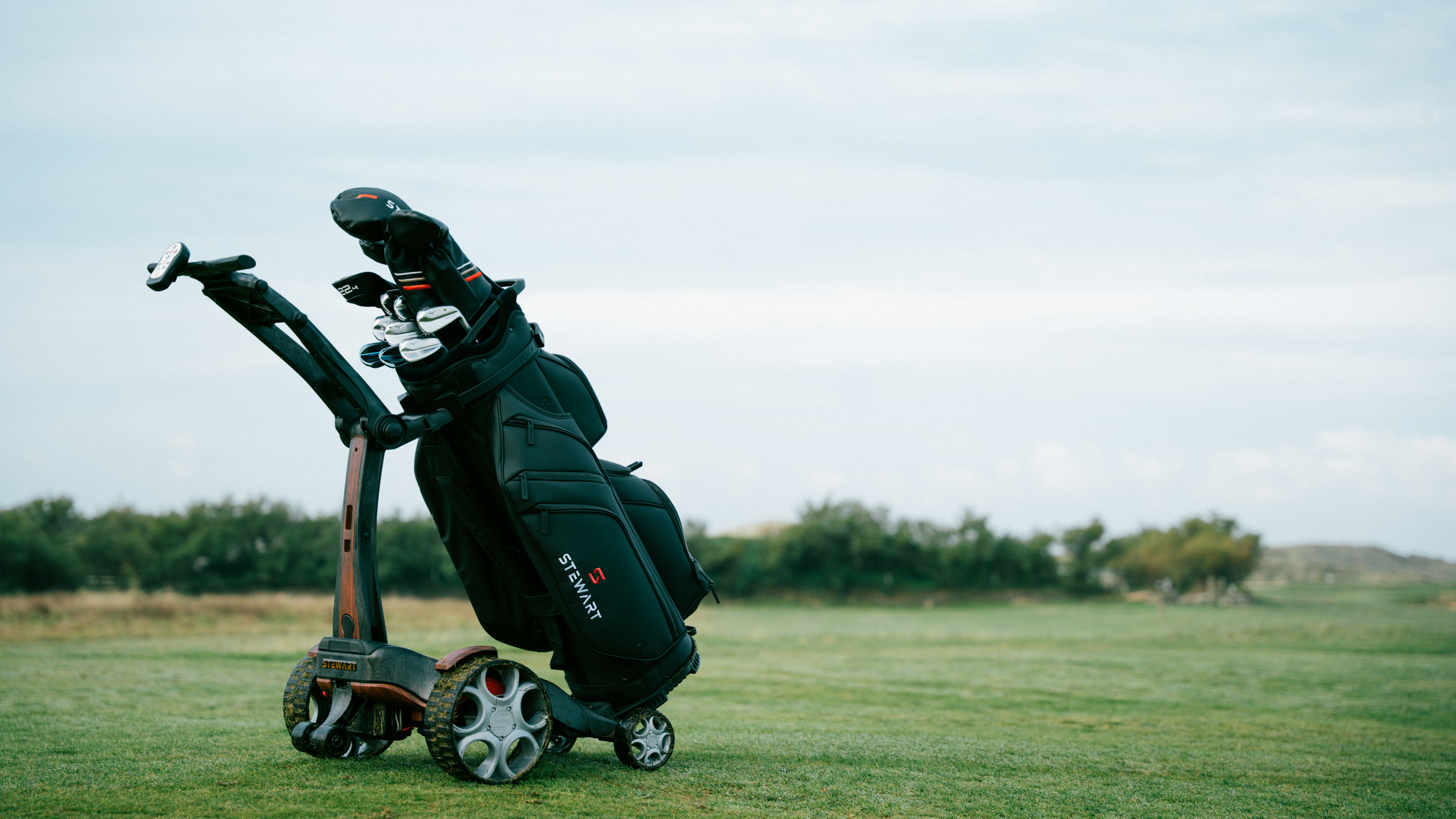Stewart Golf Q Follow