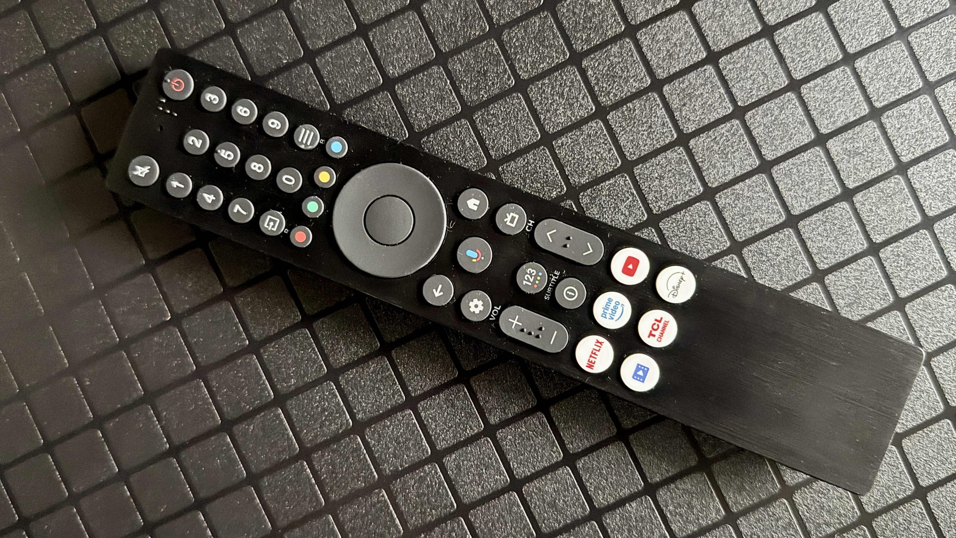 TCL C7L