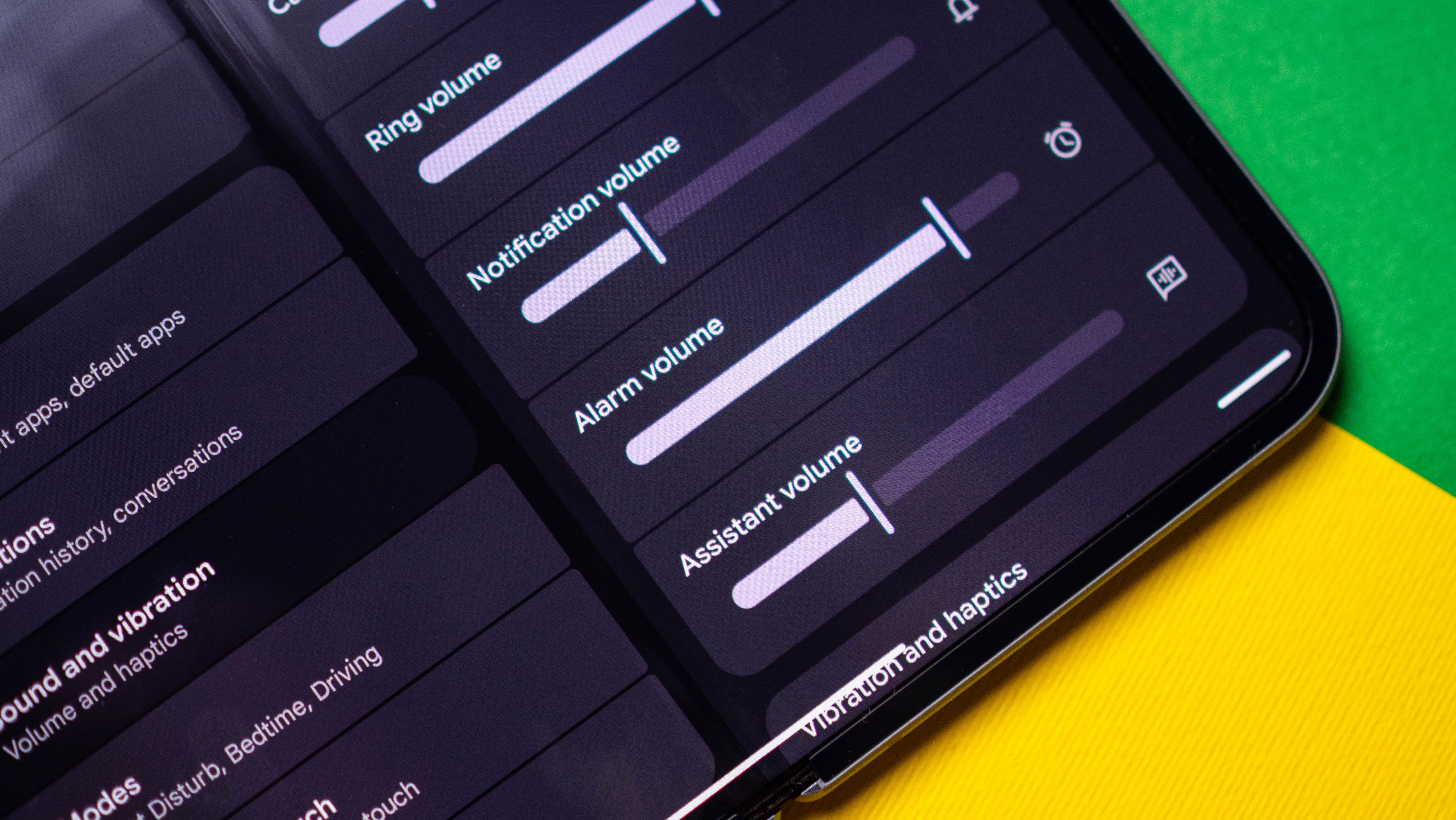 Android 17 dedicated assistant volume toggle