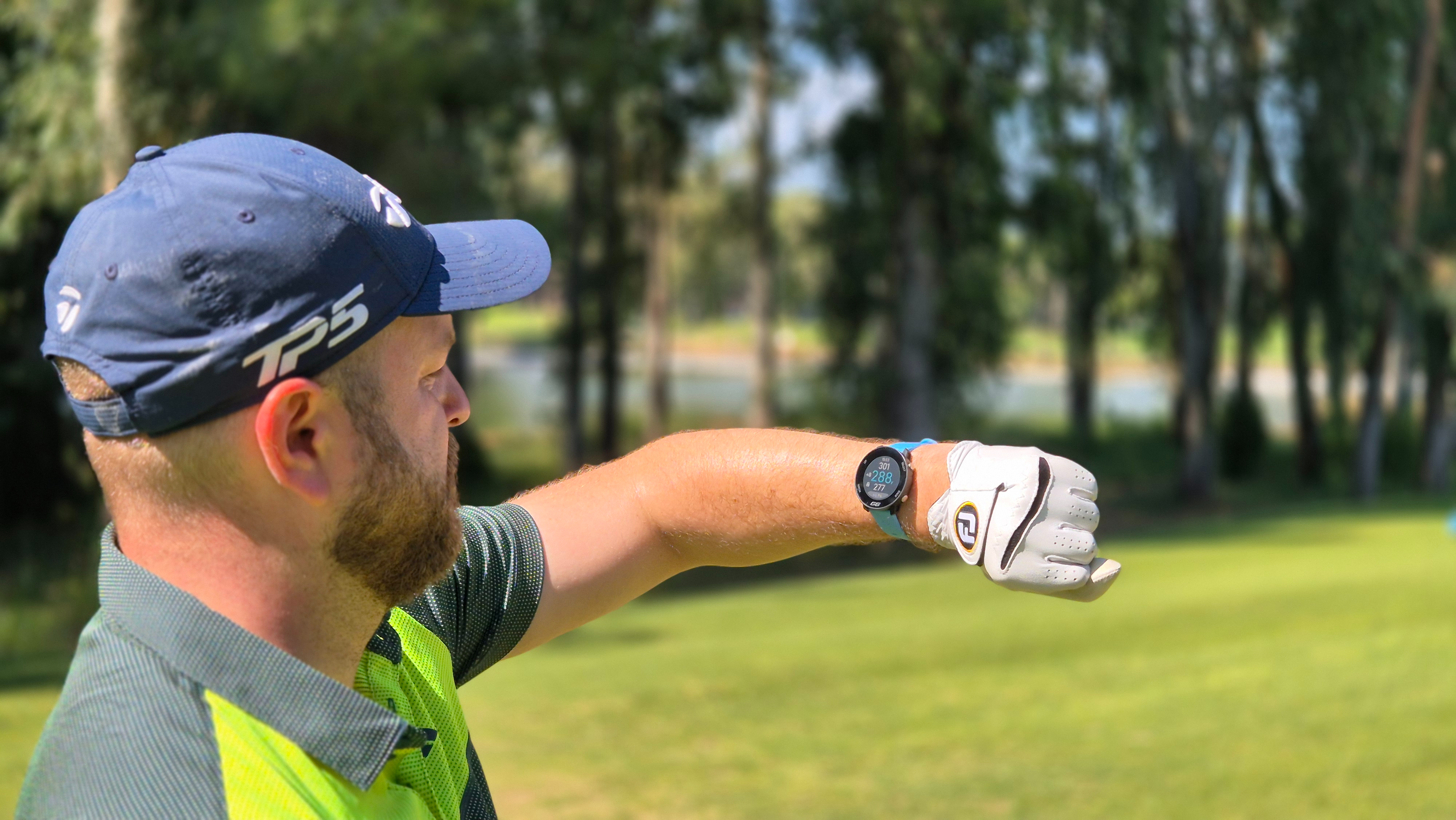 The Shot Scope G6 golf watch