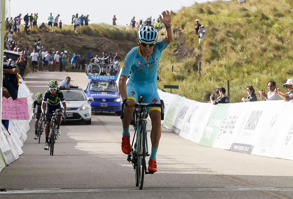 Miguel Angel Lopez (Astana) wins stage 6 at the Tour de San Luis.
