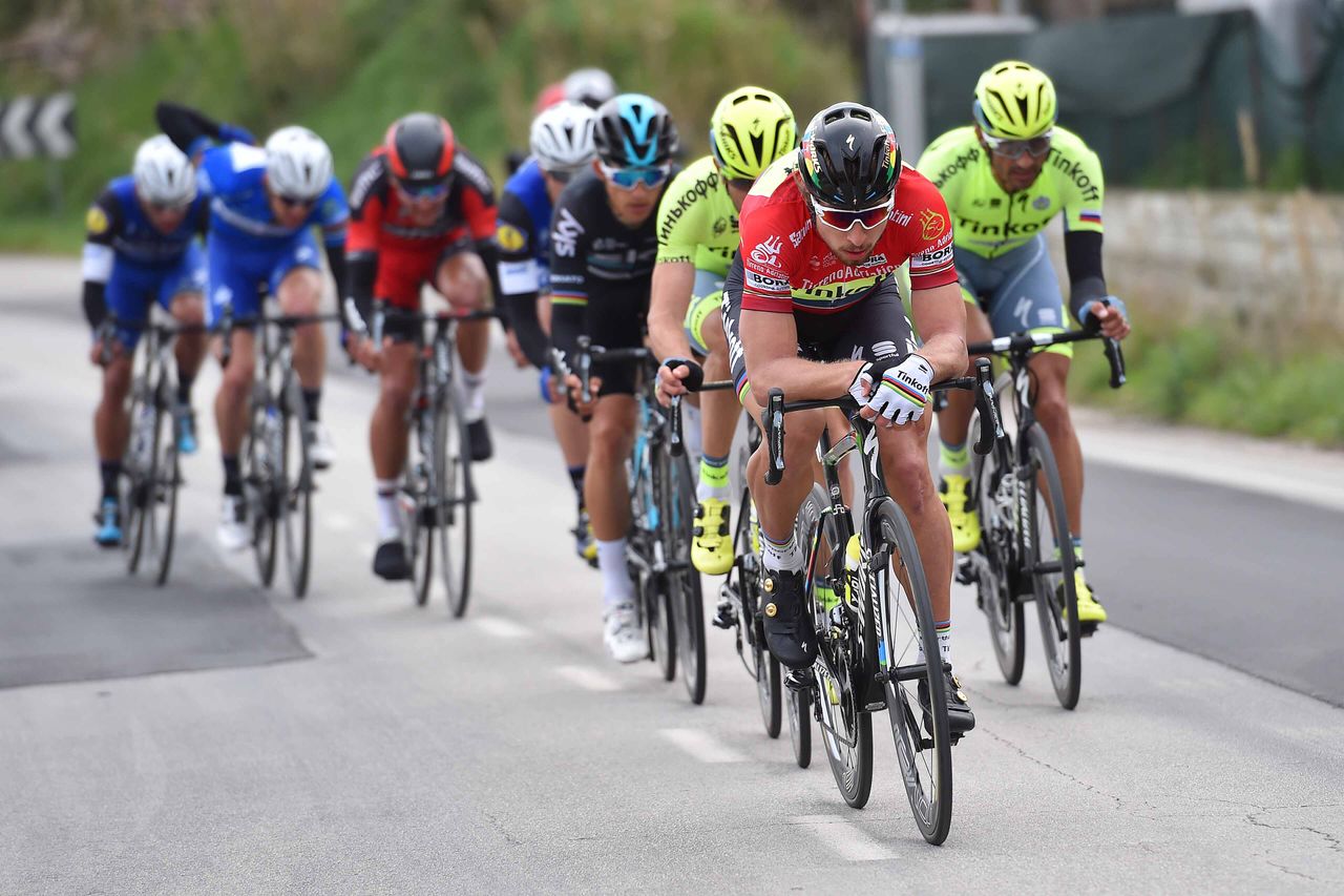 Peter Sagan (Tinkoff) helps drive the late-stage breakaway