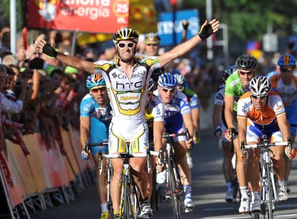 Greg Henderson claims the stage for Columbia-HTC.