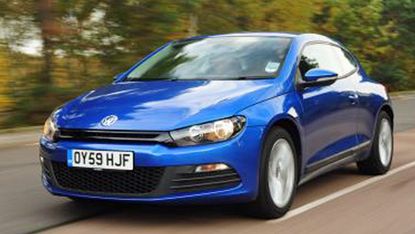 volkswagen-scirocco-coupe-2011-front-tracking.jpg