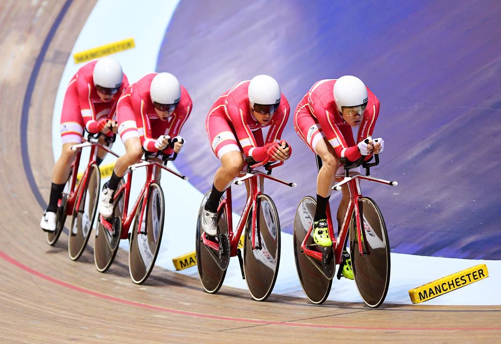 The Danish team compete in the men's pursuit