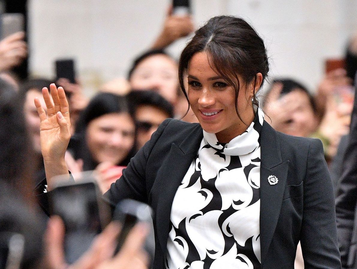 Meghan Markle stuns in high street dress on International Women’s Day ...