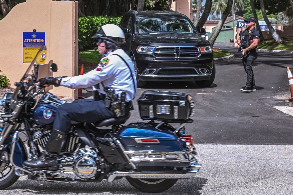 Law enforcement at Mar-a-Lago