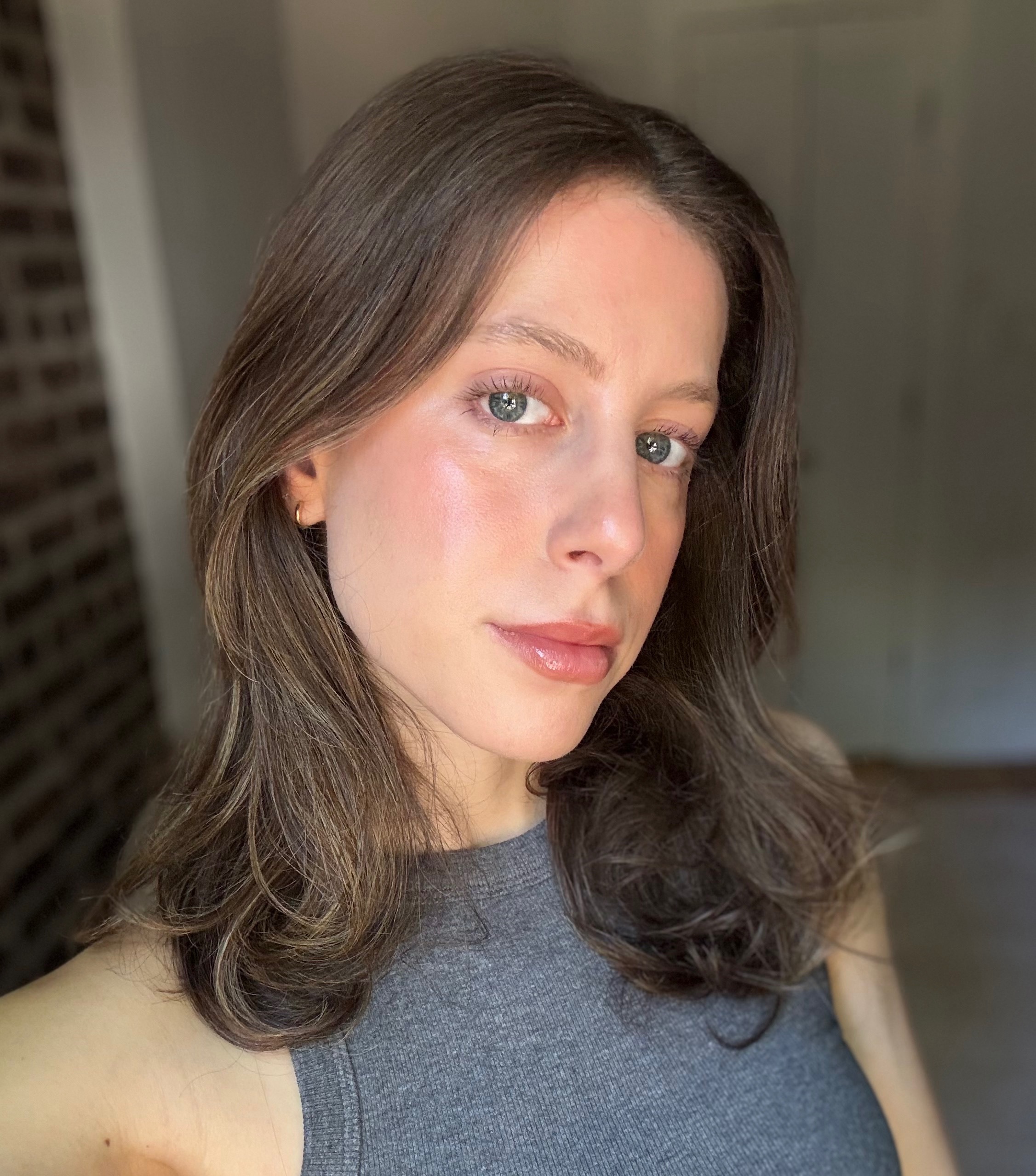 selfie of www senior beauty editor jamie schneider