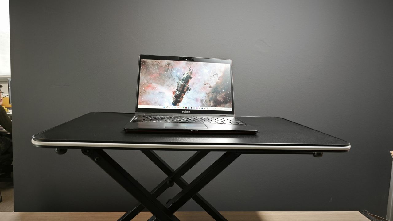 Standing desk