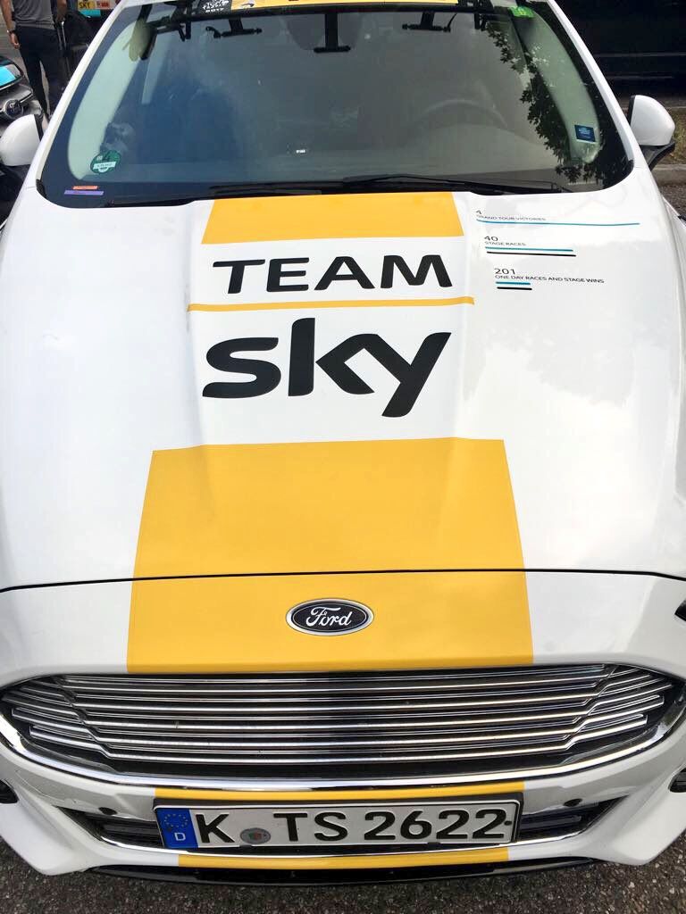 The Team Sky cars got a make-over too