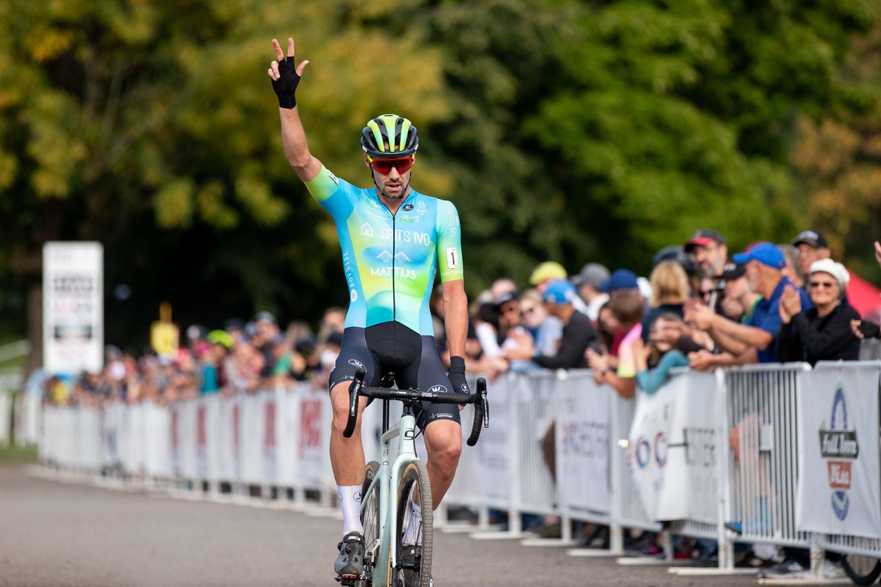 Vincent Baestaens wins C1 race at 2022 Rochester Cyclocross