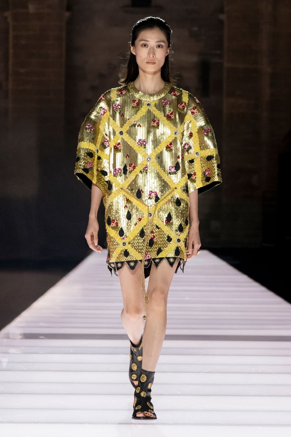 louis vuitton cruise 2026 show
