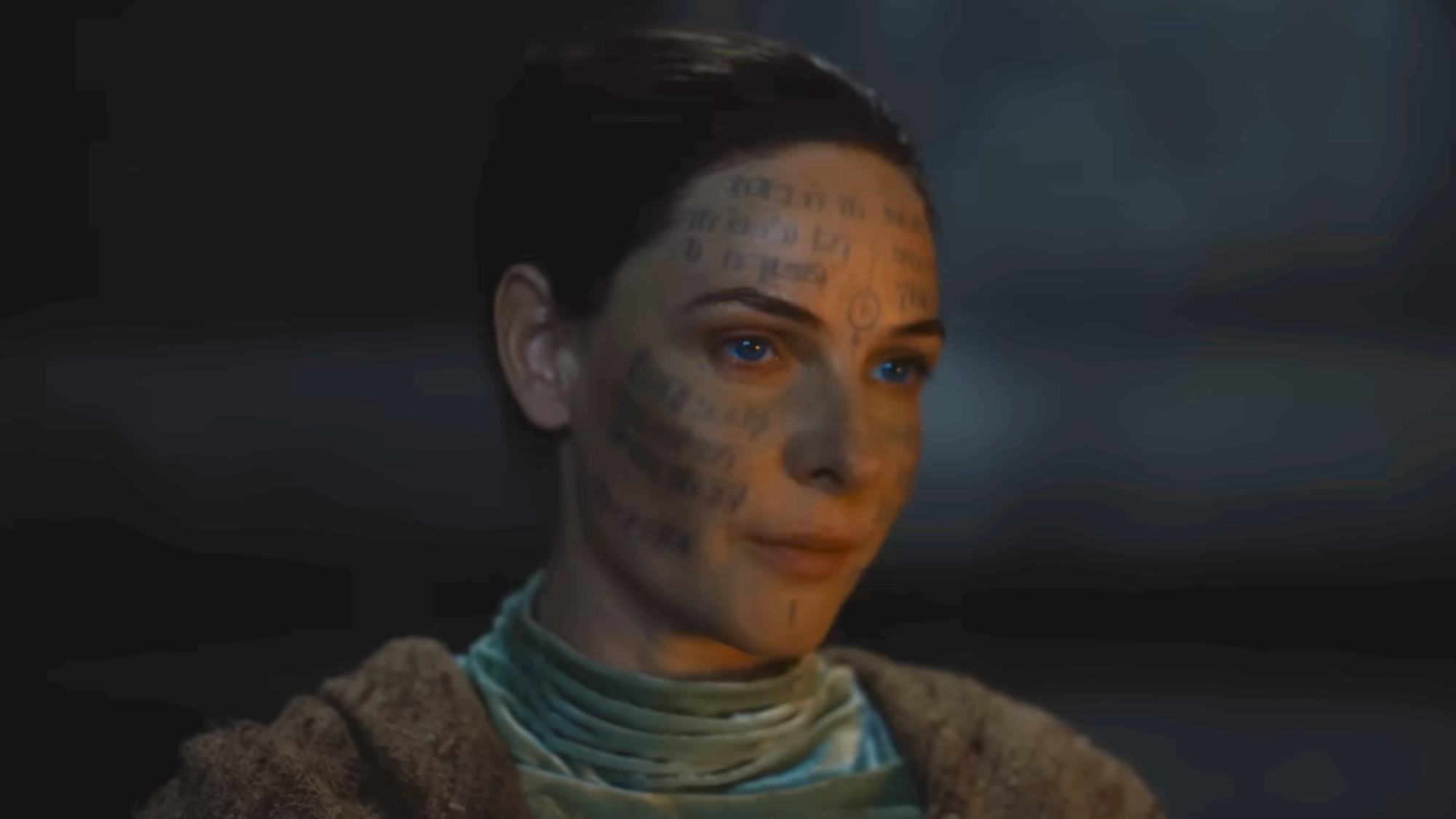 Lady Jessica (Rebecca Ferguson) talks to Paul Atreides in Dune: Part Three.