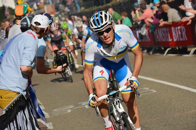 Andriy Grivko puts in a dig on the Cauberg