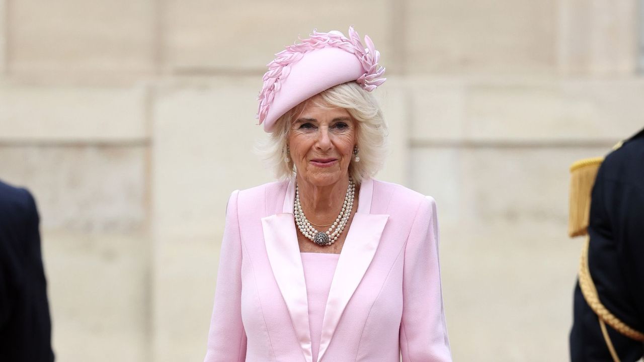 Queen Camilla&#039;s pearl necklace