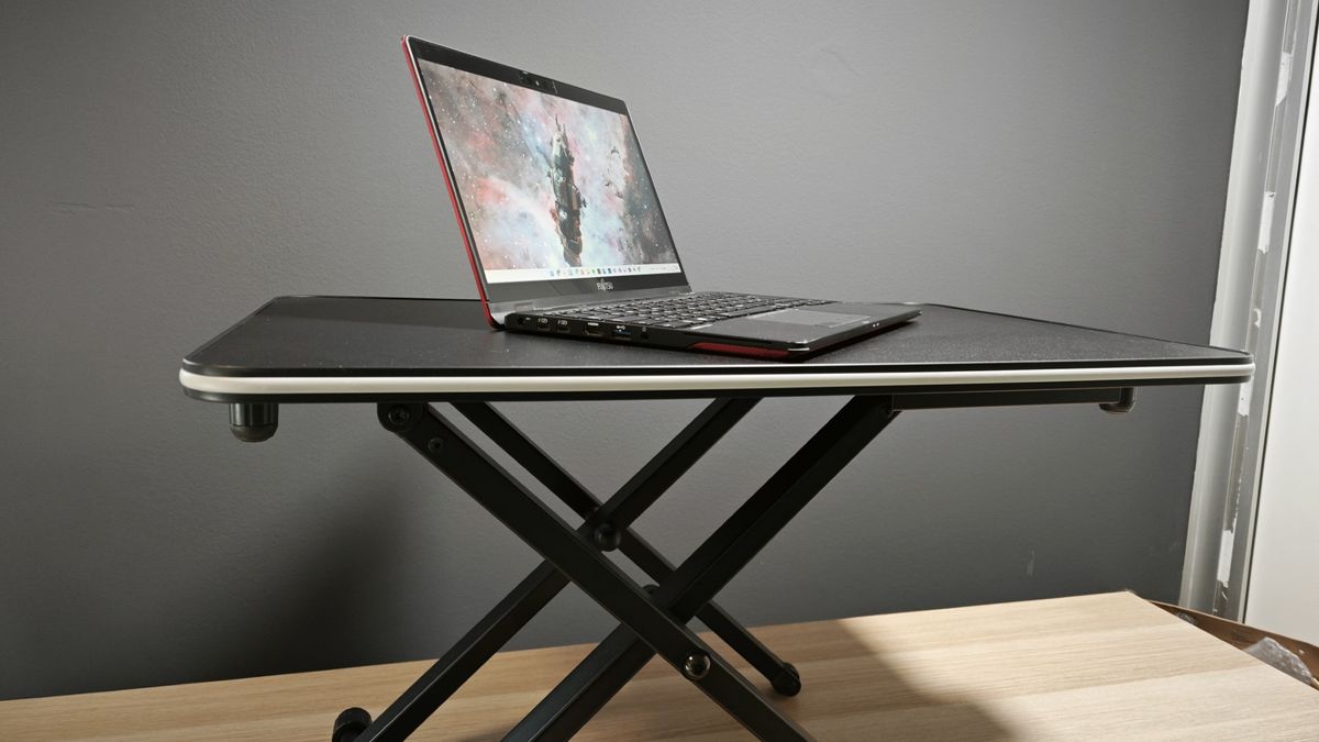 Standing desk