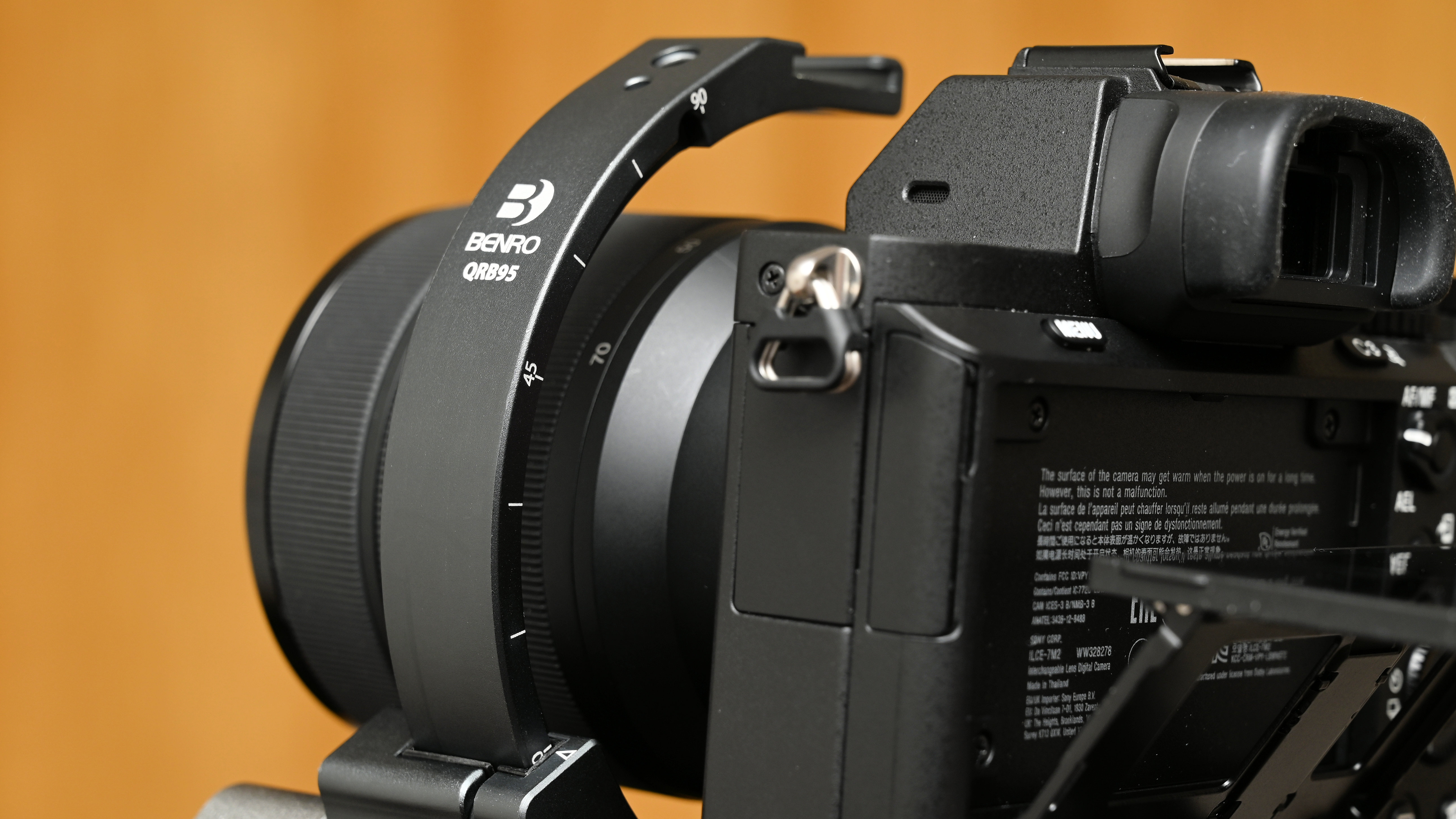 Benro QRB95DUAL Quick Rotation Lens Bracket