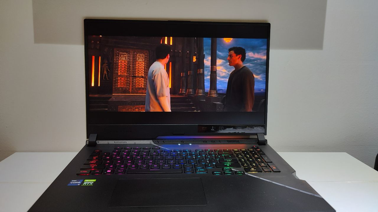 Asus ROG Strix Scar 17 (2022) G733Z review