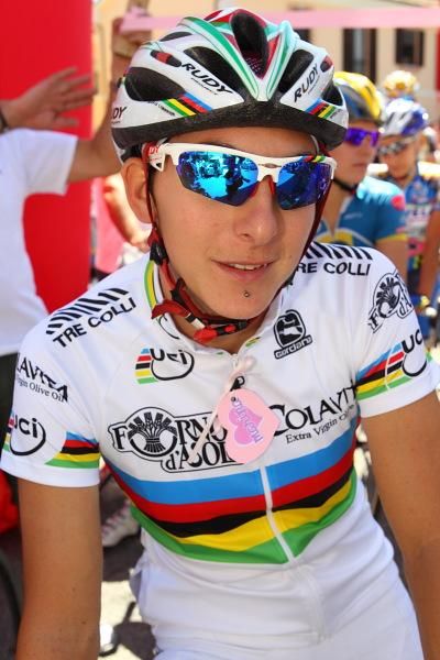 World Champion, Giorgia Bronzini (Colavita Forno D'Asolo) wore a Marina Ramoli logo on her jersey. Romoli attended the stage which finished in her hometown