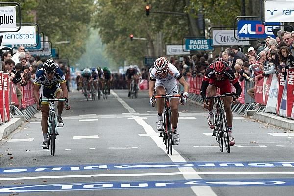 Laurent Pinchon beats Greg Van Avermaet for fifth
