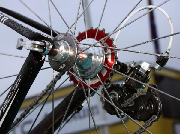 Mirko Selvaggi (Astana) used an 11-25T SRAM Red cassette today at the Ronde van Vlaanderen.