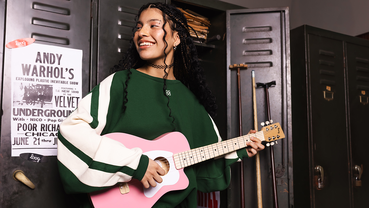 Pro 6 Loog adult-sized acoustic guitar