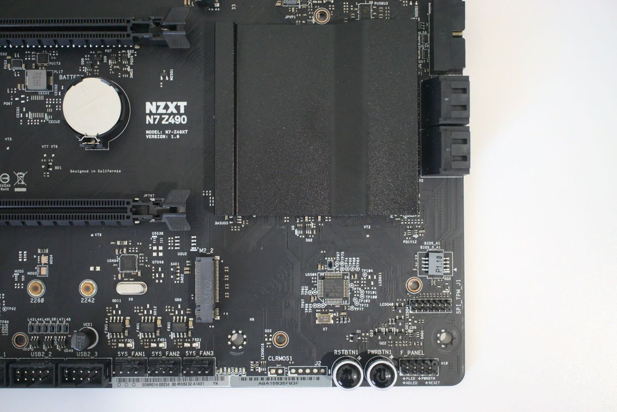 NZXT N7 Z490
