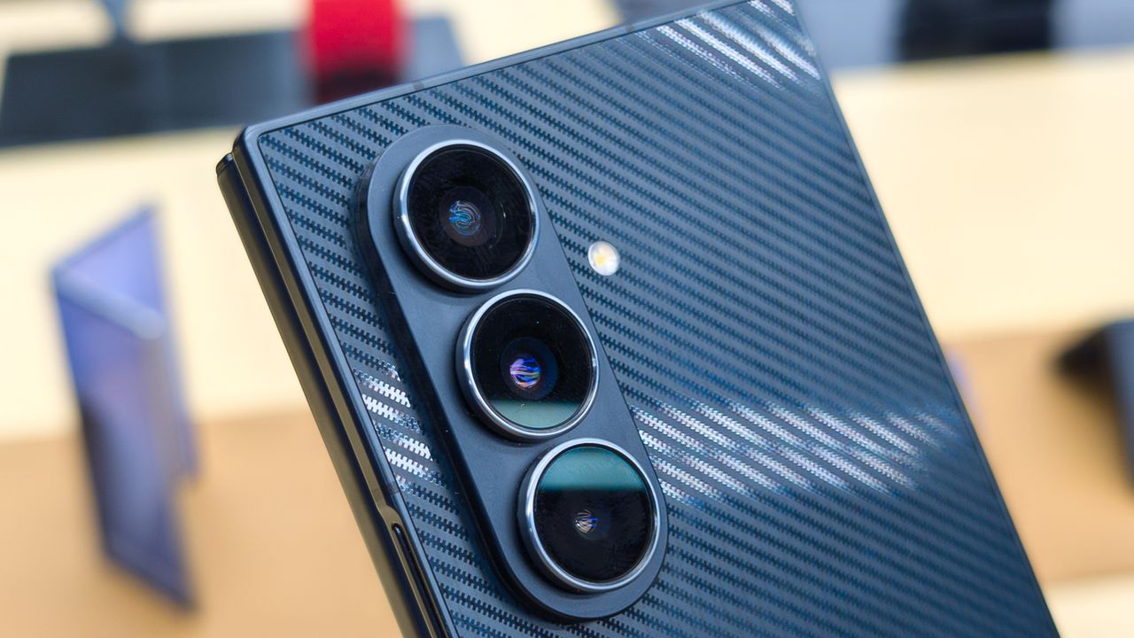  Today is your last chance to score the Samsung Galaxy Z TriFold, but it will sell out in minutes — here’s what you can do to boost your odds 