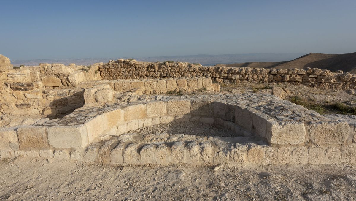 Archaeologists believe that this niche represents the remains of the throne of Herod Antipas. From here, the decision to execute John the Baptist may have been made.