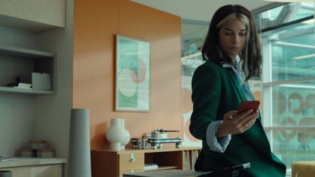 Annie Murphy in Black Mirror season 6 episode 'Joan is Awful'