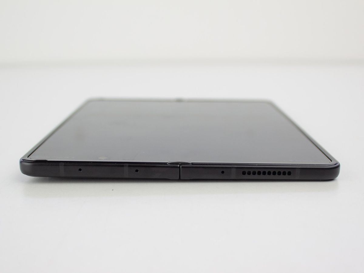 Samsung Galaxy Z Fold 3 Top
