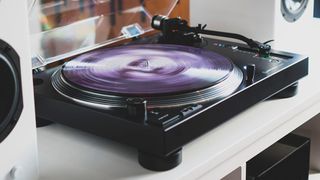 hero image showing best turntables showing Audio Technica AT-LP120XBT-USB