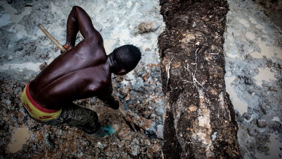 Demokratik Kongo Cumhuriyeti'nde kobalt madenciliği