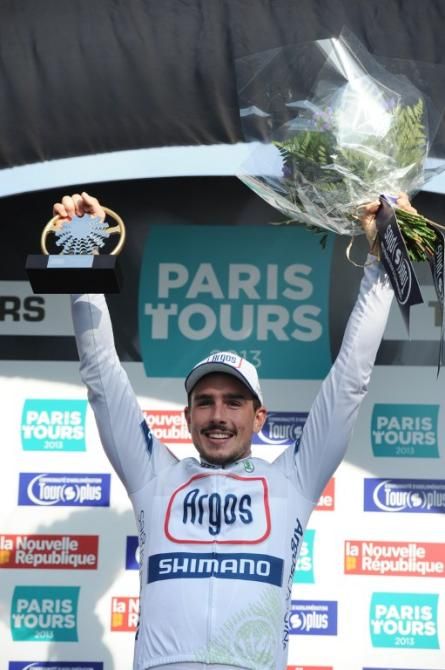 John Degenkolb (Argos-Shimano) celebrates his win in the 2013 Paris-Tours