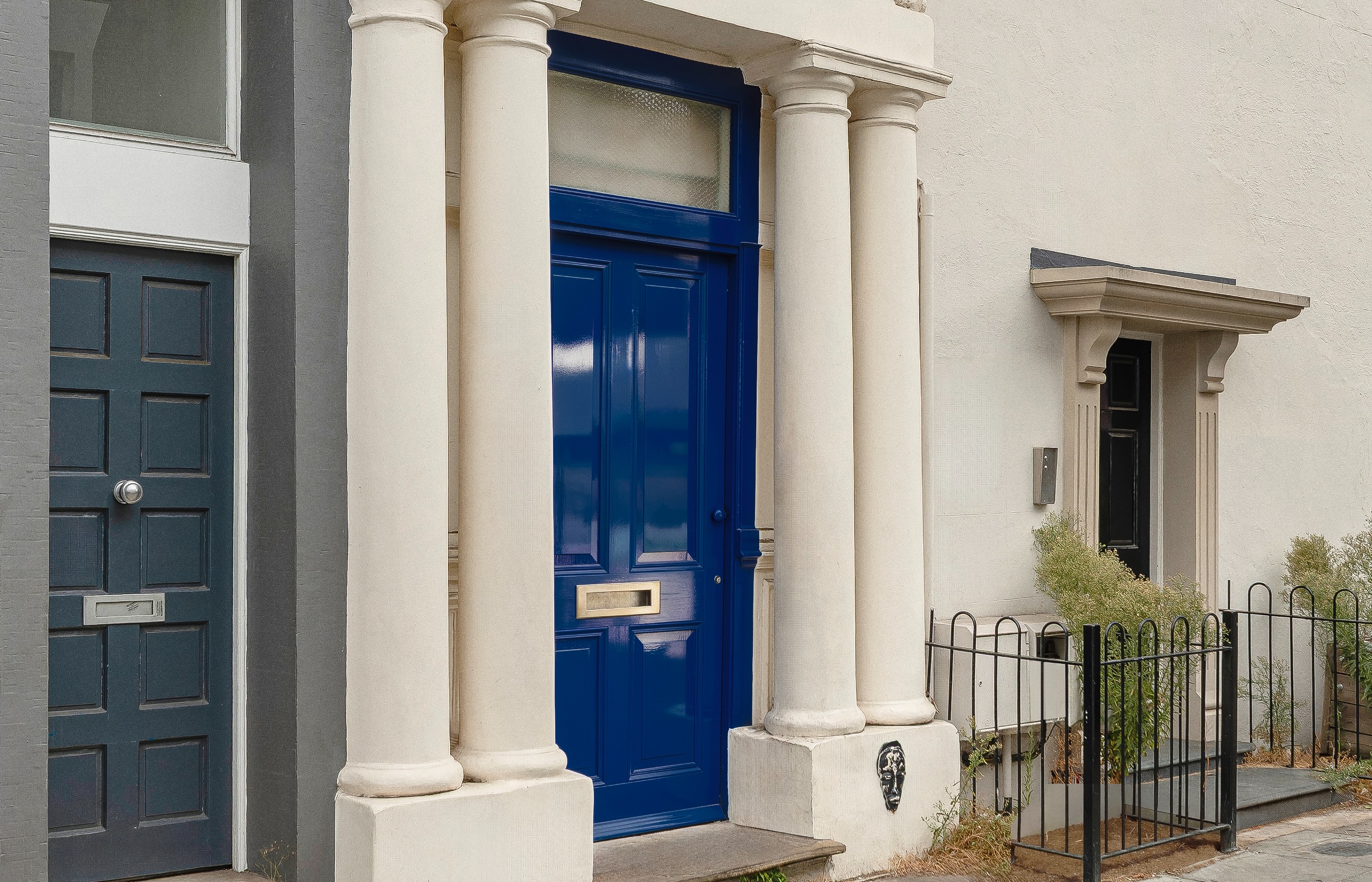 Photographs of the interior of the house from Notting Hill in Notting Hill, London