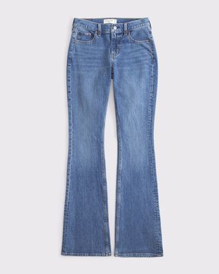 Curve Love Mid Rise Bootcut Jean