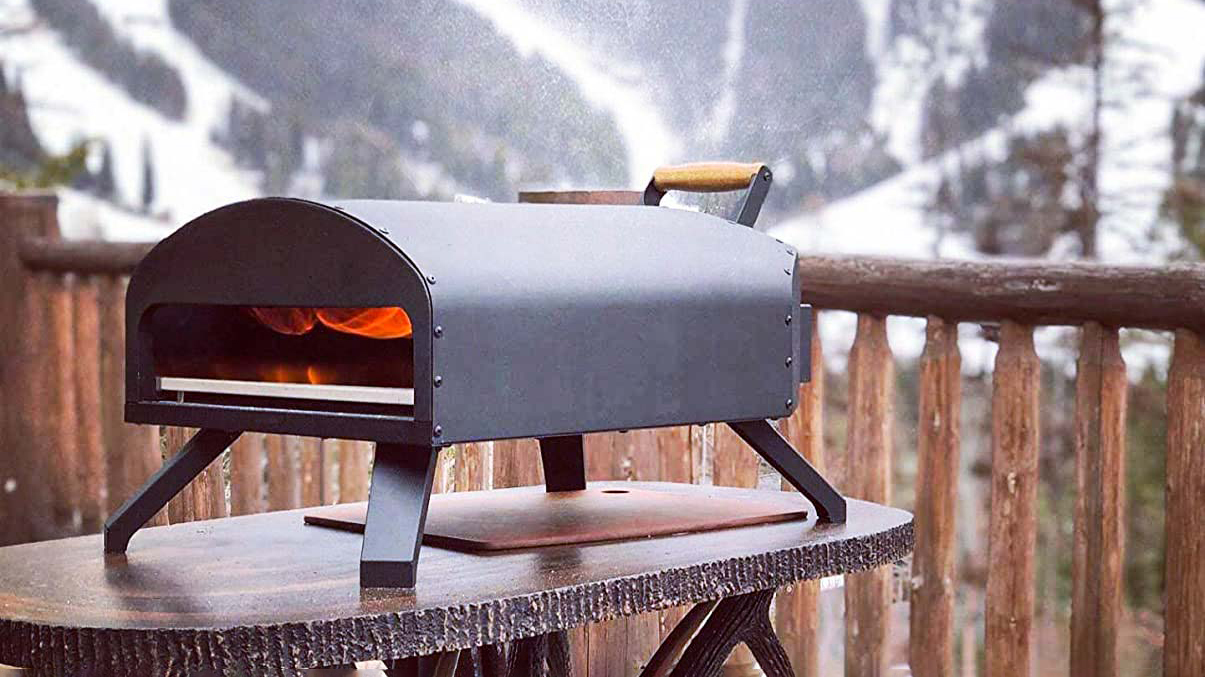 Bertello Outdoor Pizza Oven used on outdoor deck