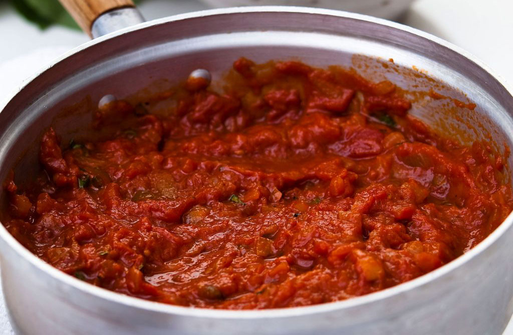 Tomato pasta sauce | Dinner Recipes | GoodTo