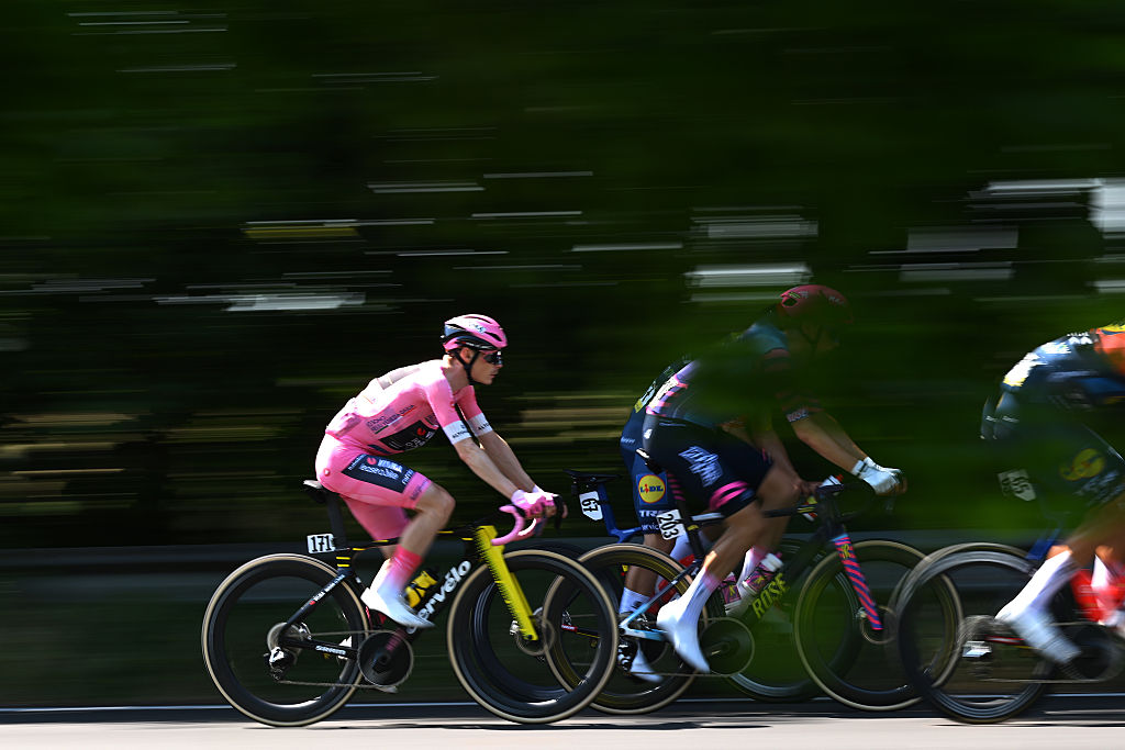 Giro d'Italia: stage 15 neutralised for GC in final lap as Jonas Vingegaard amongst in-race protest over safety conditions