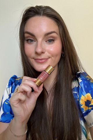 Tori wearing Hourglass Unreal Blush