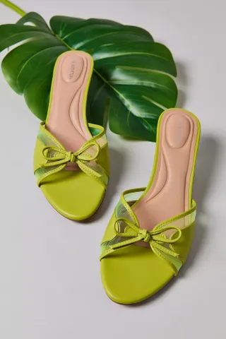 Uo Poppy Kitten Heel Mule