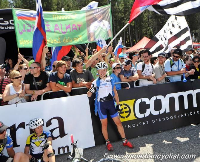 Tanja Zakelj (Unior Tools Team) and her fan club