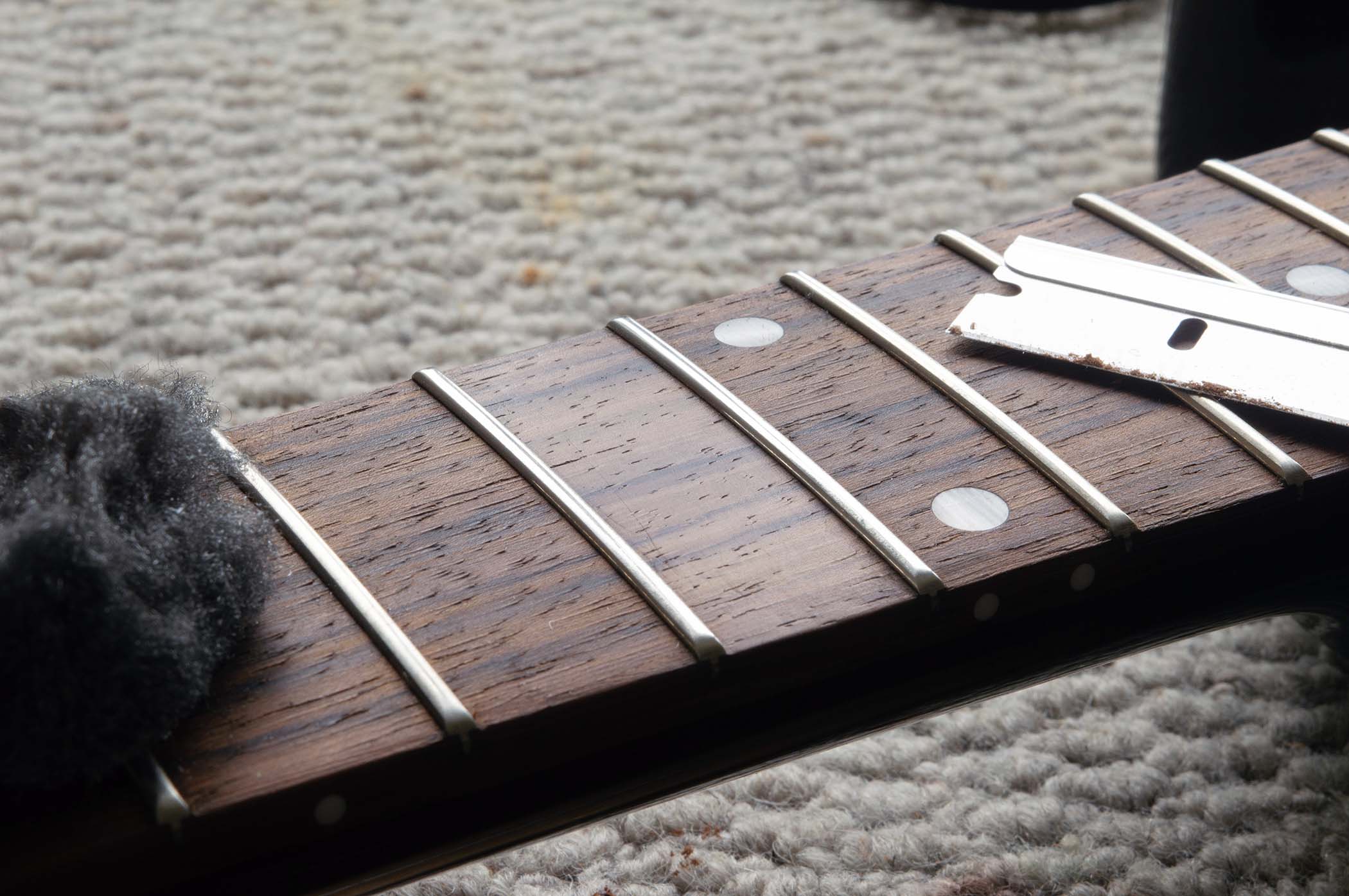 Gibson Les Paul Junior: the components needed to make it sound more vintage are inexpensive and relatively easy to install.