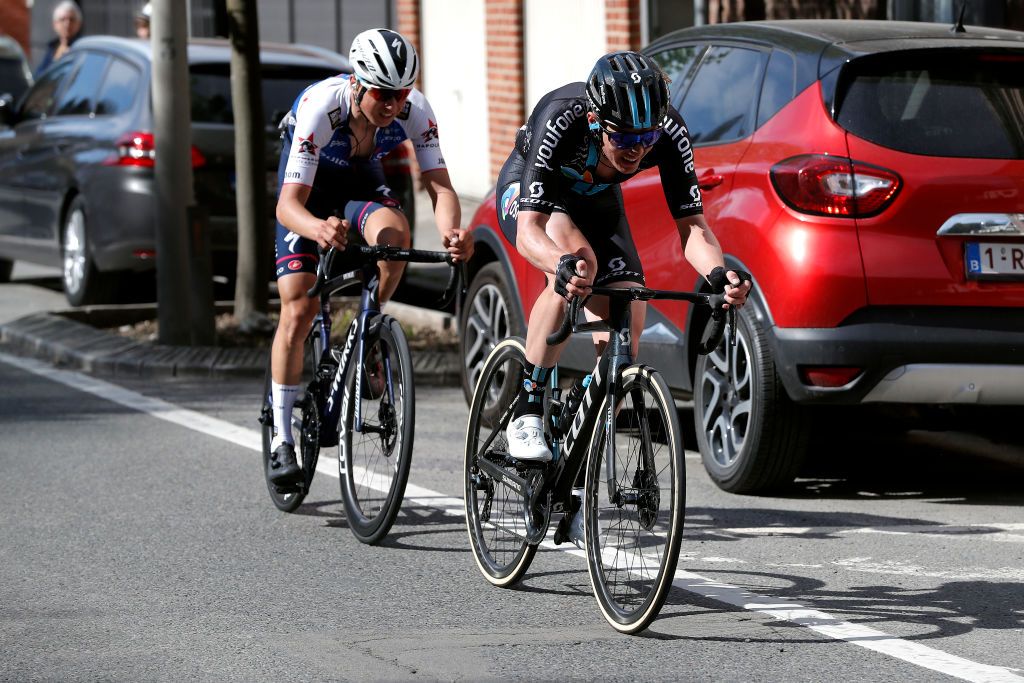 HUY BELGIUM APRIL 20 LR Mauri Vansevenant of Belgium and Team QuickStep Alpha Vinyl and Sren Kragh Andersen of Denmark and Team DSM attack during the 86th La Flche Wallonne 2022 Mens Elite a 2011km one day race from Blegny to Mur de Huy 204m WorldTour FlecheWallonne on April 20 2022 in Huy Belgium Photo by Bas CzerwinskiGetty Images