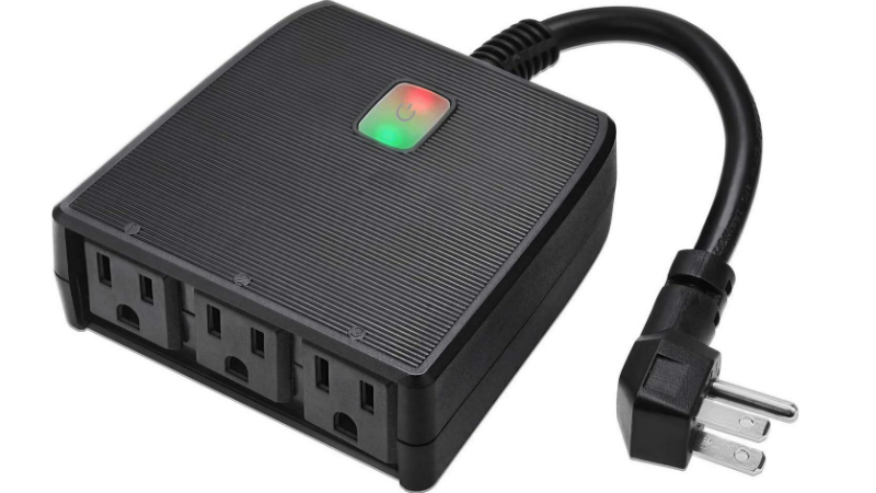 jackyled-outdoor-smart-plug