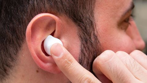 samsung buds plus vs pixel buds 2