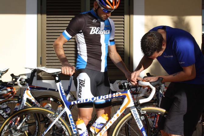 Some last-minute adjustments for Paul Martens.