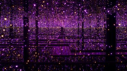 Infinity Mirrored Room